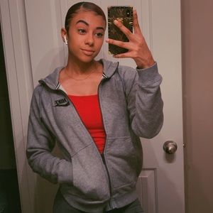 Meet your Posher, Sofia